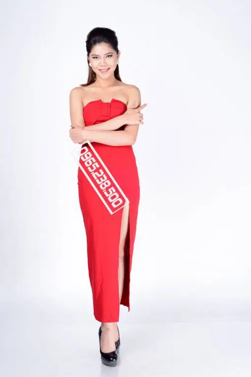 Đầm cúp ngực xẻ tà