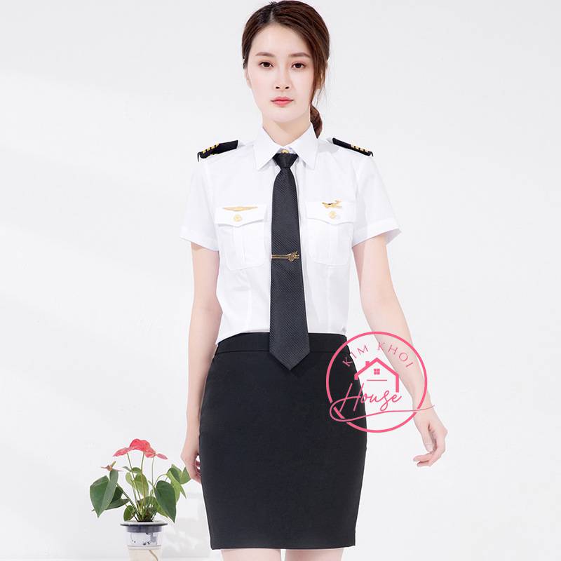 Trang phục Phi công máy bay nữ