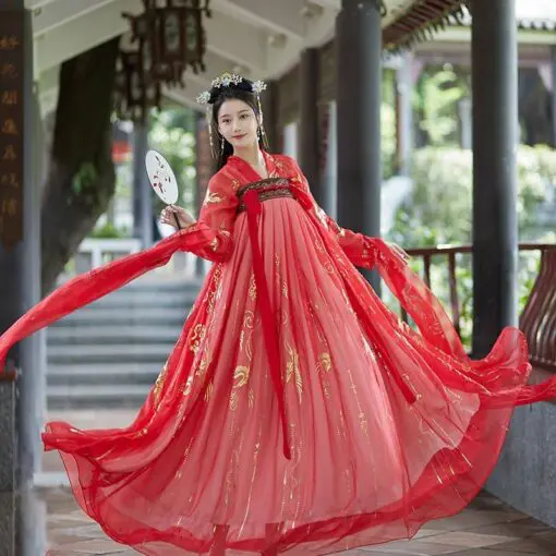 Trang phục cổ trang màu Đỏ